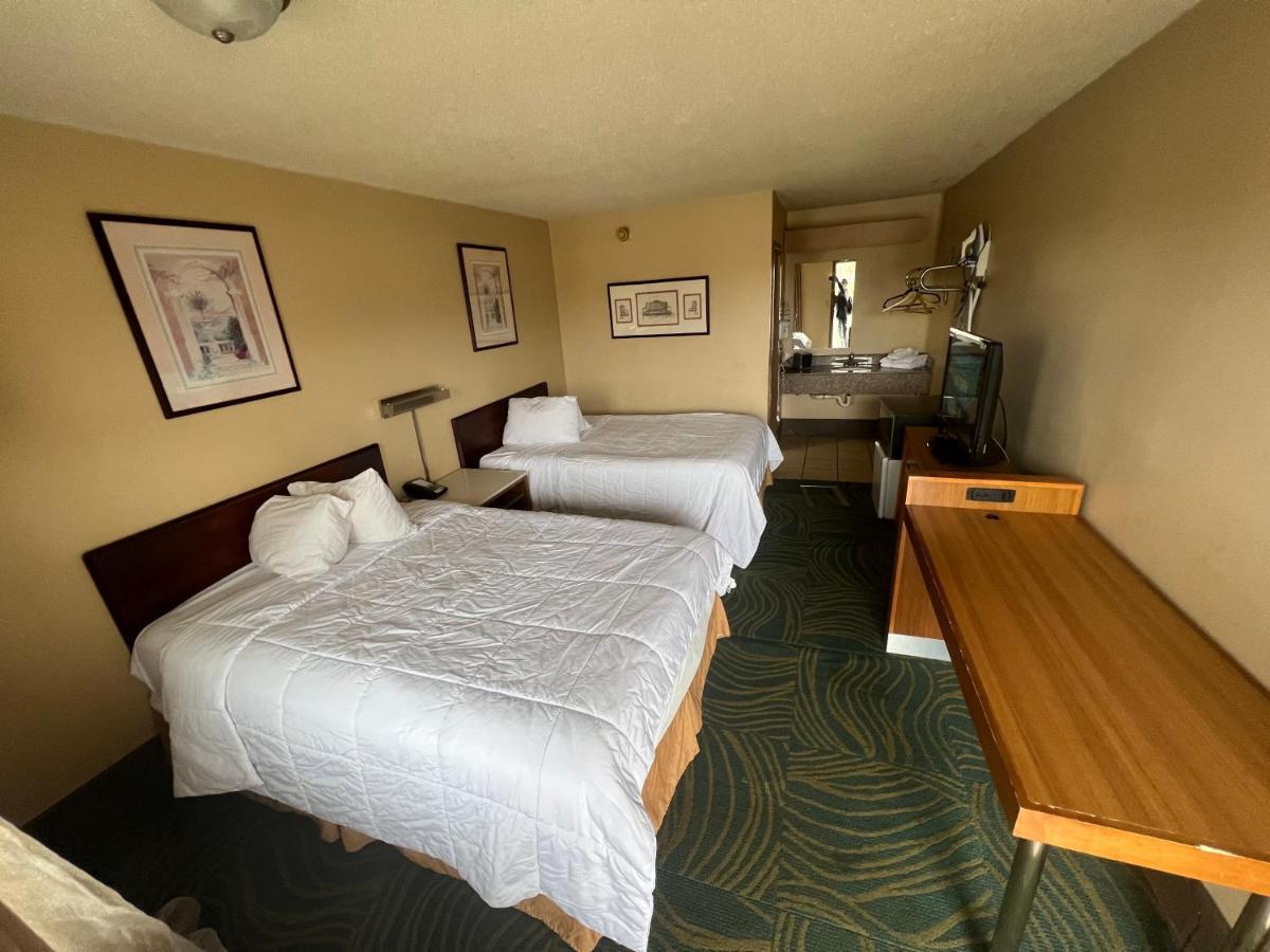 Hilltop Inn Pittsburgh Crafton Kültér fotó