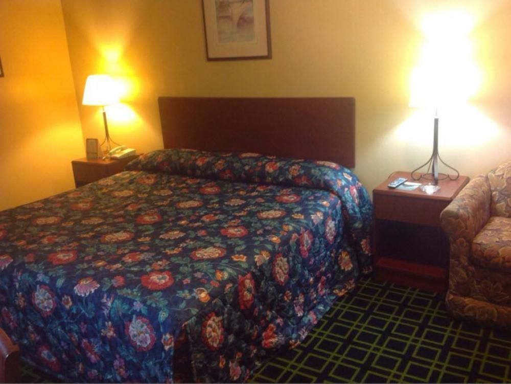 Hilltop Inn Pittsburgh Crafton Kültér fotó